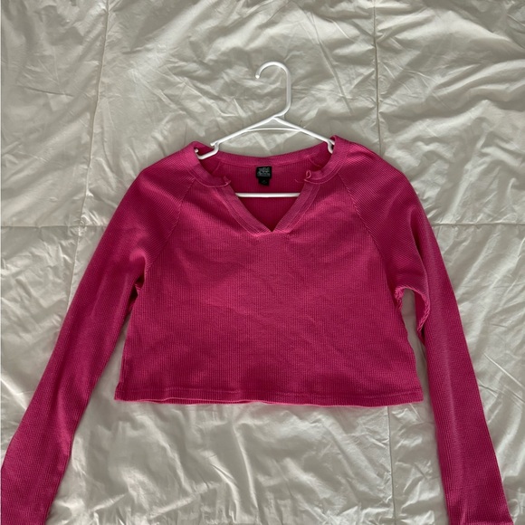 Alterd state long sleeve crop top - Picture 2 of 3